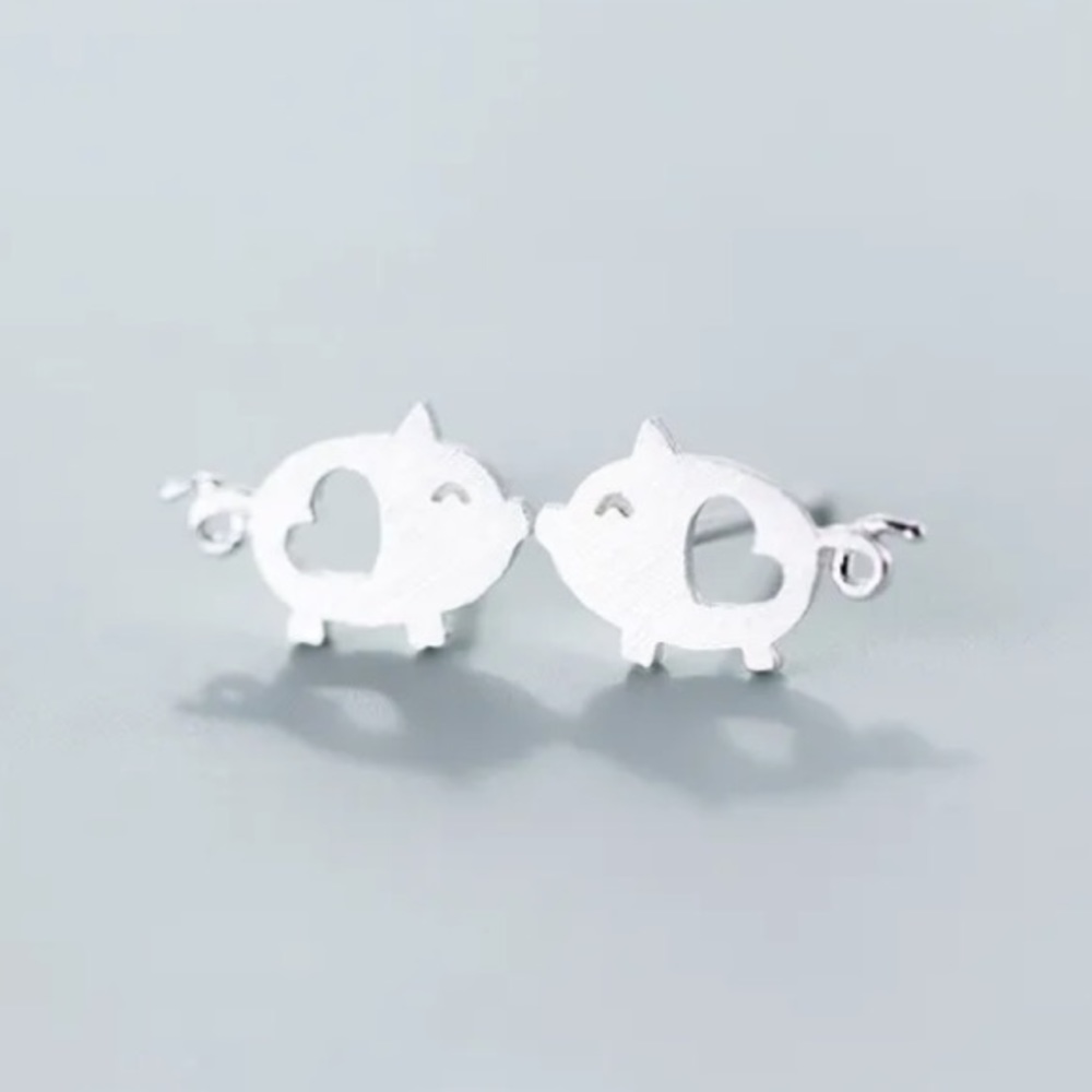 Teeny Tiny Precious Piglet Sterling Silver Lovable Heart Micro Stud Earr… - Picture 6 of 6